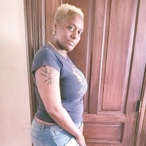 Meet your Posher, Tonya